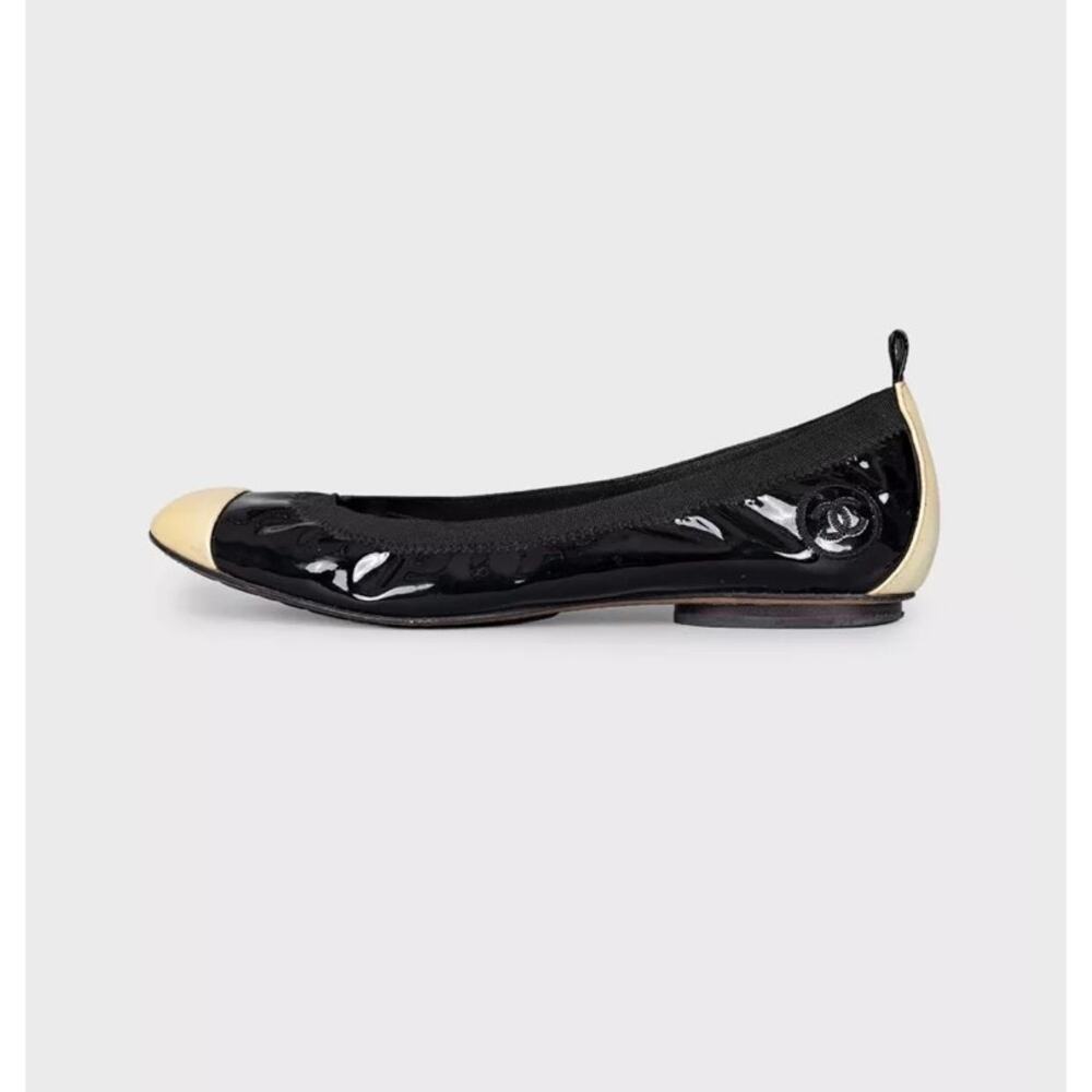 Chanel Black Patent Leather Ballerina Flats - Size 39.5